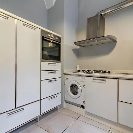 Cavour - Selection * Lecce