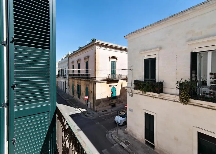 Cavour - Selection 레체